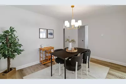 6823 Julian Avenue, University City, MO 63130 - Photo 15