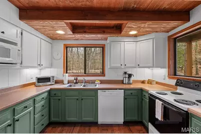 1203 Whitetail Point Drive, Innsbrook, MO 63390 - Photo 9