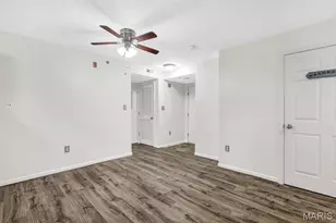 2460 Lampong Dr, Saint Louis, MO 63125 - Photo 11