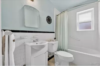 1719 Veronica Avenue, Saint Louis, MO 63147 - Photo 9