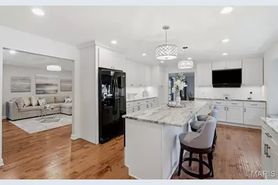 9102 Fox Estates Drive, Sunset Hills, MO 63127 - Photo 5