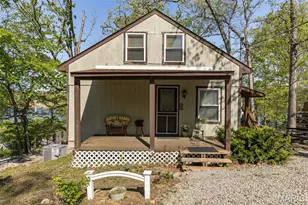 6845 Pawnee, French Village, MO 63036 - Photo 3