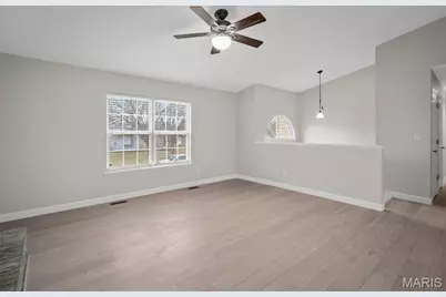 653 Glenshee Drive, Wentzville, MO 63385 - Photo 7