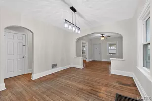 5220 Dewey Ave, Saint Louis, MO 63116 - Photo 11