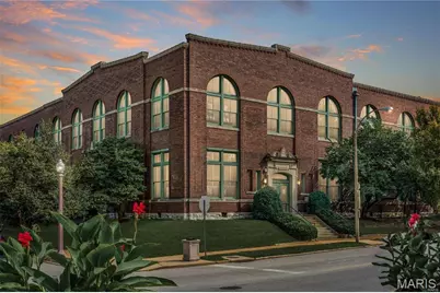 4242 Laclede Avenue #213, Saint Louis, MO 63108 - Photo 1