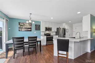 337 Charlestowne Place Dr, Saint Charles, MO 63301 - Photo 5