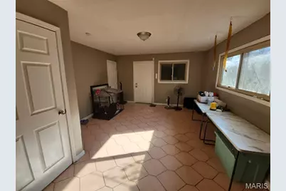 [Address not provided], Breckenridge Hills, MO 63114 - Photo 9