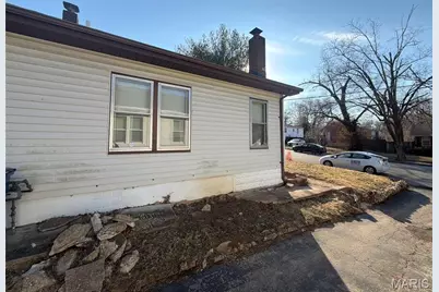 [Address not provided], Breckenridge Hills, MO 63114 - Photo 3