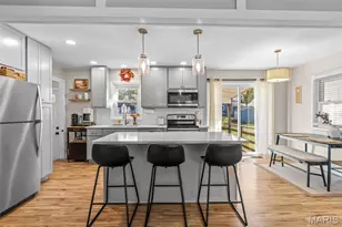 11214 Behr Dr, Saint Louis, MO 63123 - Photo 3