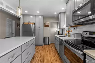 11214 Behr Dr, Saint Louis, MO 63123 - Photo 11