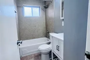 7412-7418 Olian Dr, Hazelwood, MO 63042 - Photo 11