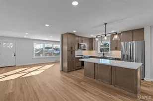 9341 Werkdale Dr, Saint Louis, MO 63126 - Photo 7