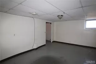 4614 Cecil Pl, Saint Louis, MO 63116 - Photo 9