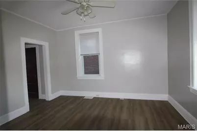 4614 Cecil Place, Saint Louis, MO 63116 - Photo 7