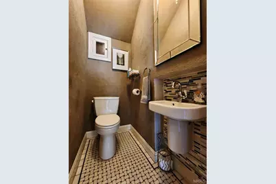 7120 Lindell Boulevard, University City, MO 63130 - Photo 11