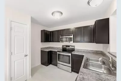 1373 New Charter Lane, O'Fallon, MO 63366 - Photo 7