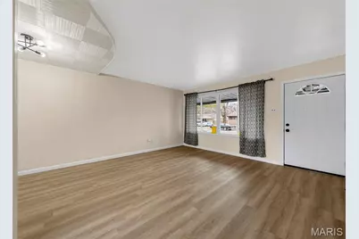 9714 Lanier Drive, Moline Acres, MO 63136 - Photo 7