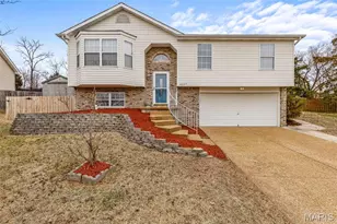4237 NW Point Dr, House Springs, MO 63051 - Photo 1
