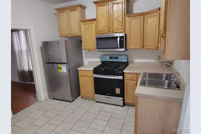 3246 S Big Bend Boulevard, Saint Louis, MO 63143 - Photo 9