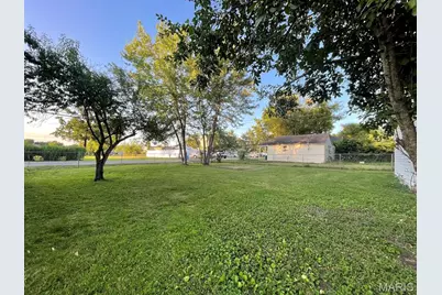 211 N Davis Street, Cuba, MO 65453 - Photo 9