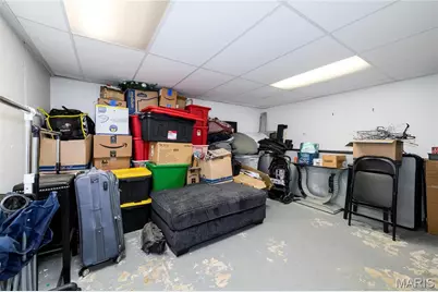 1721 Saddle Ridge Drive, Florissant, MO 63031 - Photo 15