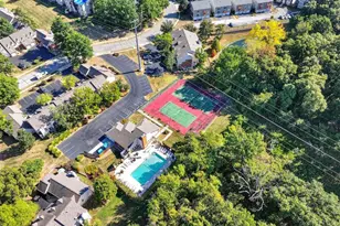 1019 Pocono Trail, Ballwin, MO 63021 - Photo 9