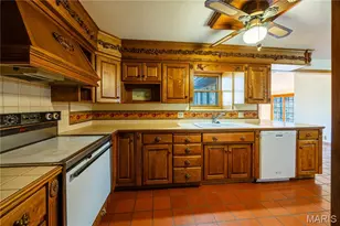 1044 Oakland Dr, Jackson, MO 63755 - Photo 7