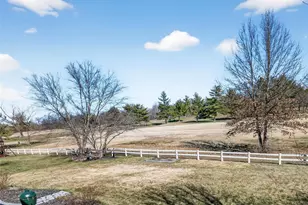 2858 Dardenne Links Dr, O'Fallon, MO 63368 - Photo 3