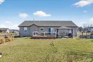 661 Big Bend Dr, Wentzville, MO 63385 - Photo 5