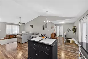 661 Big Bend Dr, Wentzville, MO 63385 - Photo 9