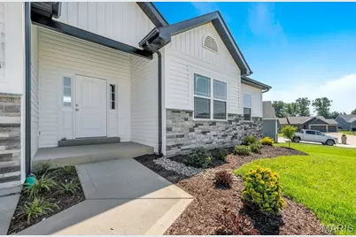 503 Spruce Hollow Ct, Wentzville, MO 63385 - Photo 3