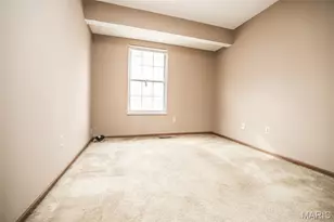 1015 Mersey Bend Dr, Saint Louis, MO 63129 - Photo 19