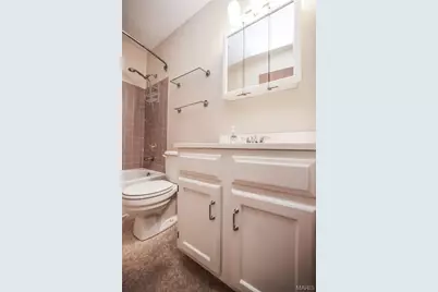 1015 Mersey Bend Drive, Saint Louis, MO 63129 - Photo 17
