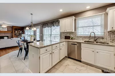 4919 Sunset Oaks Lane, Unincorporated, MO 63128 - Photo 19