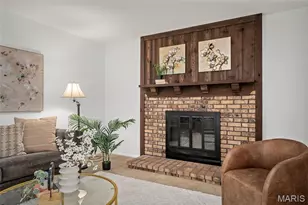 643 Nanceen Ct, Ballwin, MO 63021 - Photo 15