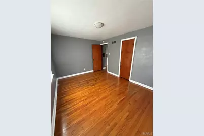 835 Fontaine Place, Saint Louis, MO 63137 - Photo 9