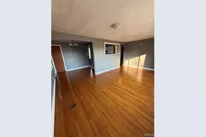 835 Fontaine Place, Saint Louis, MO 63137 - Photo 11