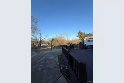 835 Fontaine Place, Saint Louis, MO 63137 - Photo 13