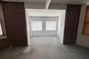 2017 S Grand Blvd, Saint Louis, MO 63104 - Photo 13