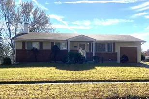 140 Mohan Dr, Florissant, MO 63033 - Photo 3