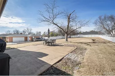 9803 Hilltop Drive, Sunset Hills, MO 63128 - Photo 41