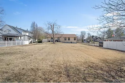 9803 Hilltop Drive, Sunset Hills, MO 63128 - Photo 45