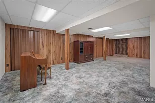 9803 Hilltop Dr, Sunset Hills, MO 63128 - Photo 35