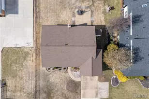 9803 Hilltop Dr, Sunset Hills, MO 63128 - Photo 49