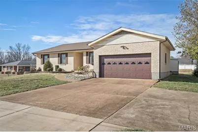 9803 Hilltop Drive, Sunset Hills, MO 63128 - Photo 3