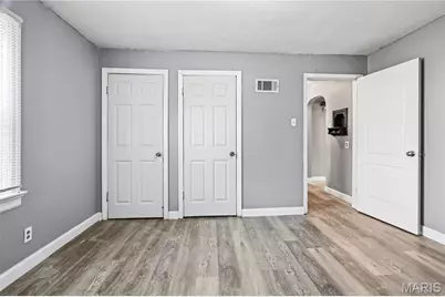 3801 Avondale Avenue, Saint Louis, MO 63121 - Photo 9
