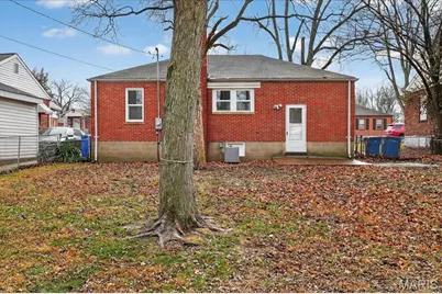 9121 Guthrie Avenue, Saint Louis, MO 63134 - Photo 19