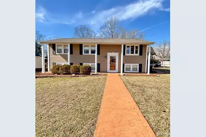 637 N Virginia Avenue, Eureka, MO 63025 - Photo 1