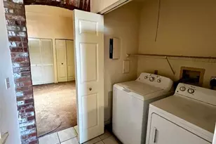 2307 S 10th St, Saint Louis, MO 63104 - Photo 5