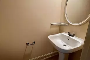 2307 S 10th St, Saint Louis, MO 63104 - Photo 7